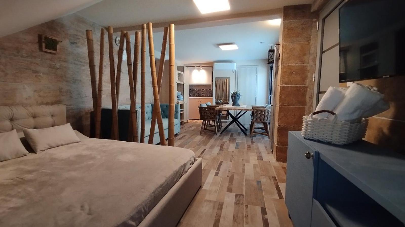 La Grande Suite22 Néa Fókaia Екстериор снимка
